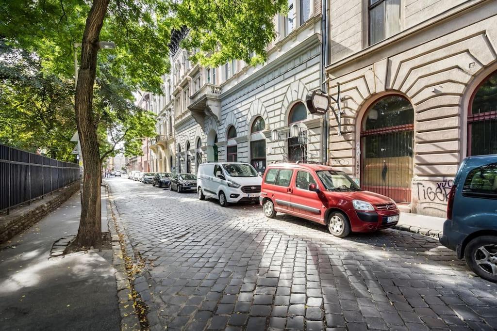 Klauzal Garden City Apartments Budapeste Exterior foto